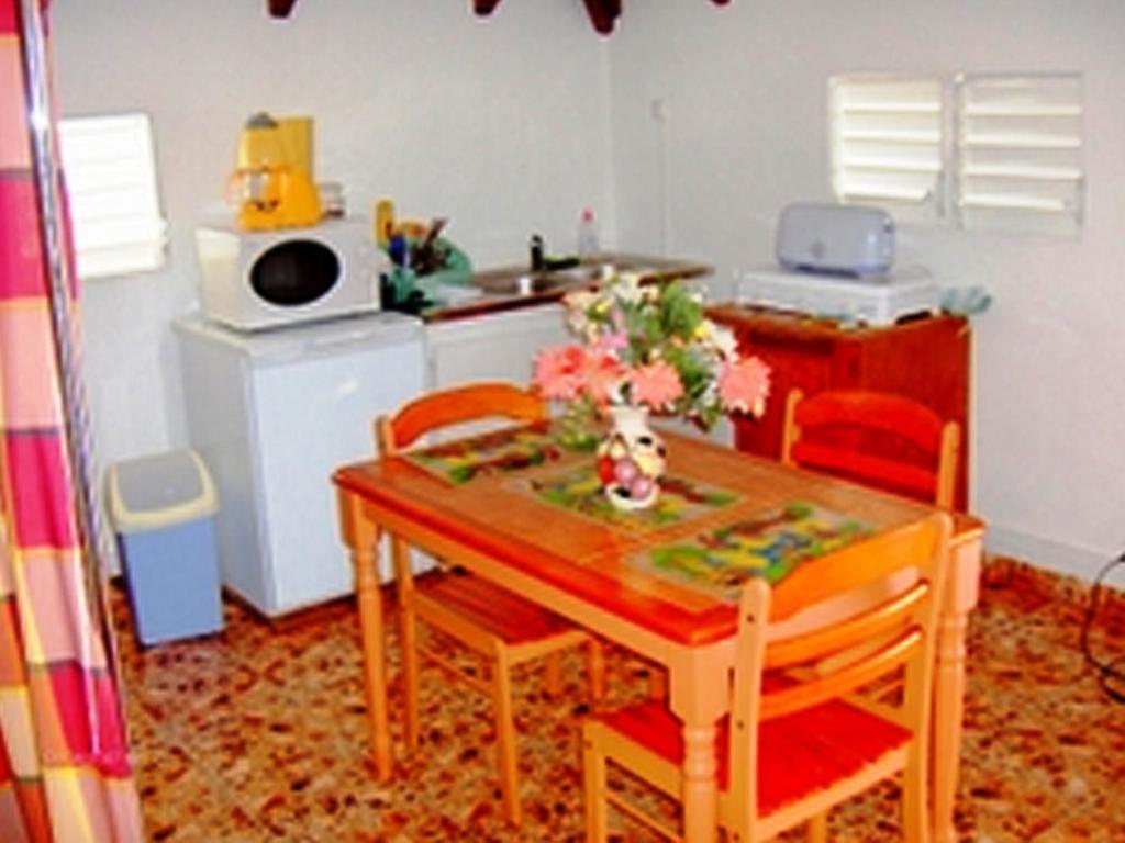Maison Des Alizes Gros Cap Bilik gambar