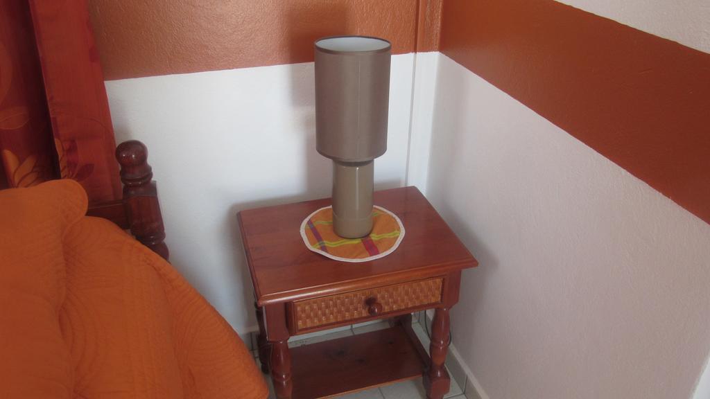 Maison Des Alizes Gros Cap Luaran gambar