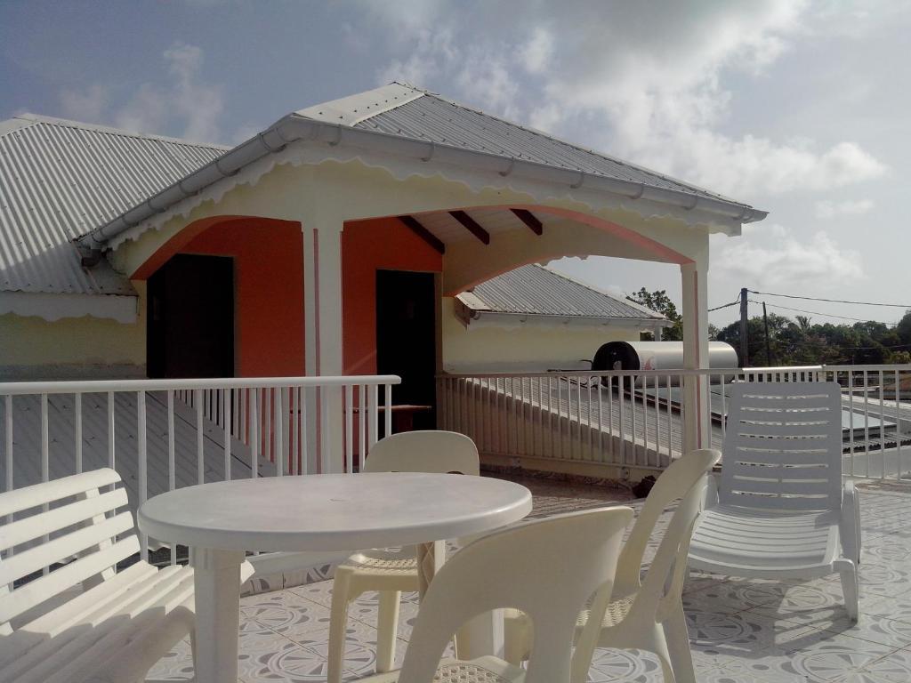 Maison Des Alizes Gros Cap Bilik gambar